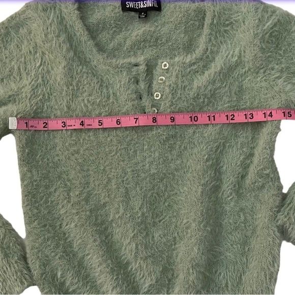 Sweet & Sinful Cropped Fuzzy Mint Green Sweater 3/4 Sleeve Size Small - Picture 9 of 9